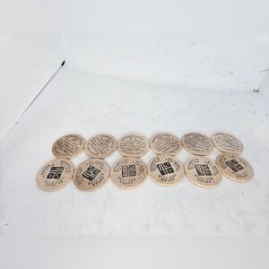 Dominos Pizza Free Pizza, 12 Ski tokens  in Colorado wooden Aspen Glenwood Used.